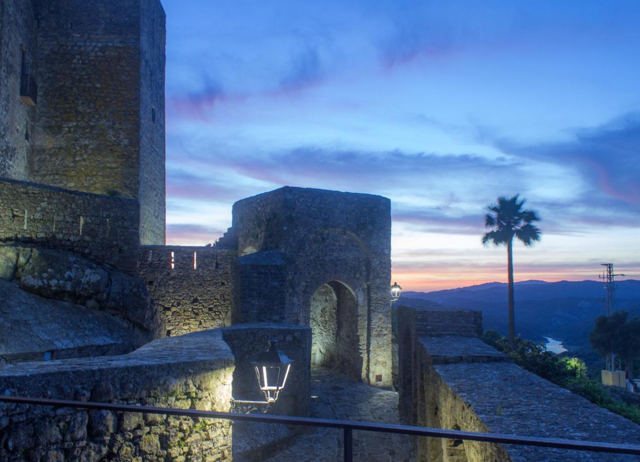 Casa En Fortaleza Medieval Castellar de la Frontera Exterior photo